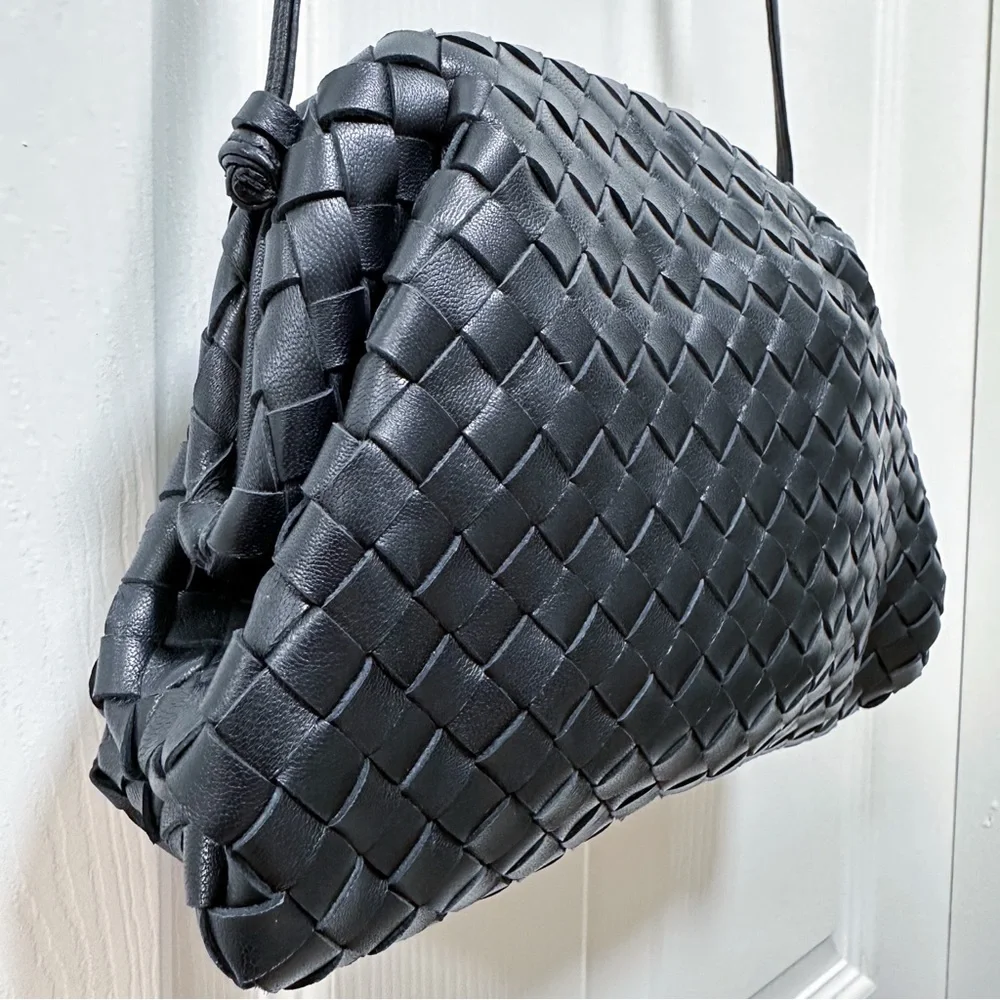 Quince Italian Leather Handwoven Pouch Crossbody Clutch | One Size | Black 👜✨ - Picture 3 of 14